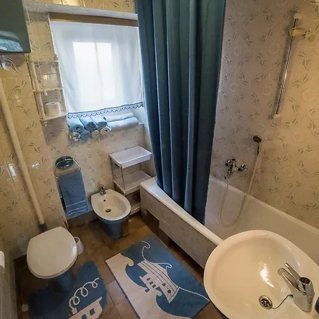 Apartman Tonsic Sutivan