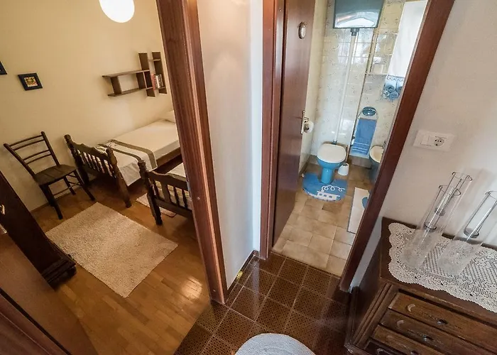 Tonsic Apartman Sutivan
